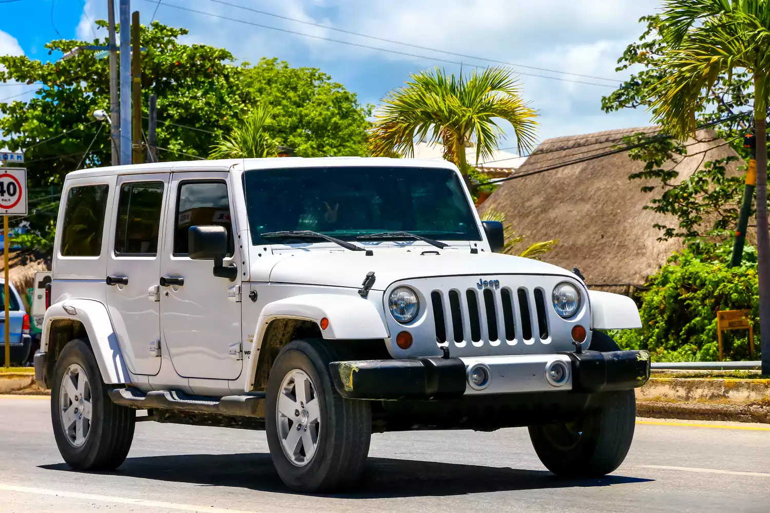 trash bin for Jeep Wrangler